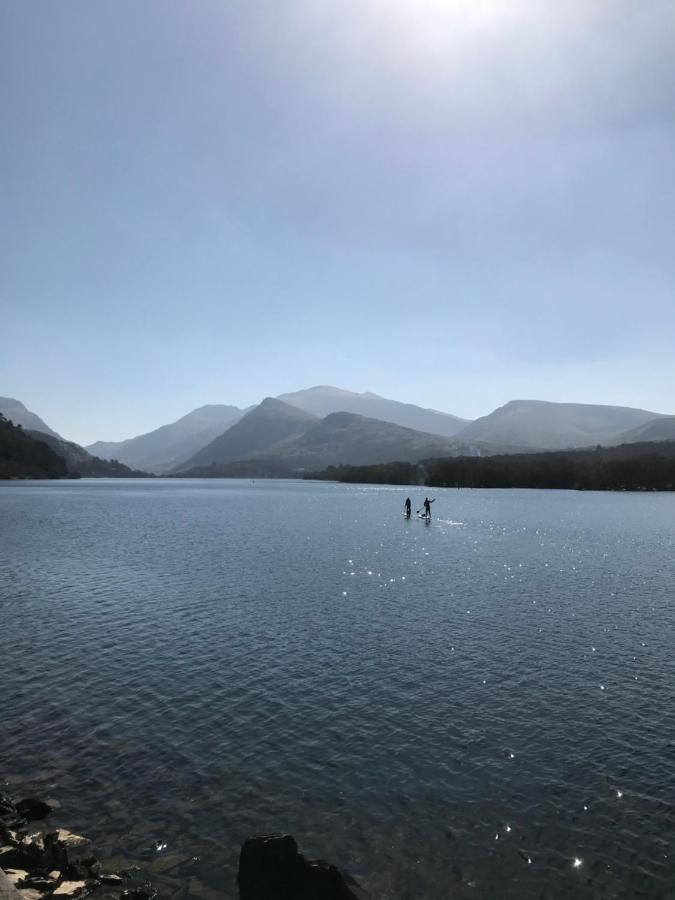Tan Y Marian Villa Cwm-y-glo Exteriör bild